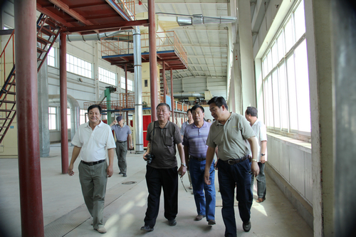 國(guó)家棉花協(xié)會(huì)副會(huì)長(zhǎng)史建偉等領(lǐng)導(dǎo)來(lái)公司調(diào)研金塔、瓜州、敦煌棉花市場(chǎng)